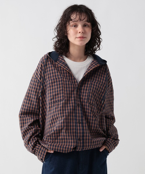 GEORGE'S（ジョージズ）の「チェックドローコードシャツパーカー（パーカー・メンズ・ネイビー/ベージュ・LARGE/MEDIUM）」の2枚目の写真