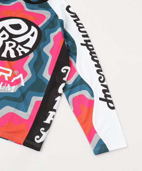 By Parra(バイパラ)の「by Parra MTB competition jersey(Tシャツ/カットソー・メンズ・ピンク・LARGE/MEDIUM)」の3枚目の写真