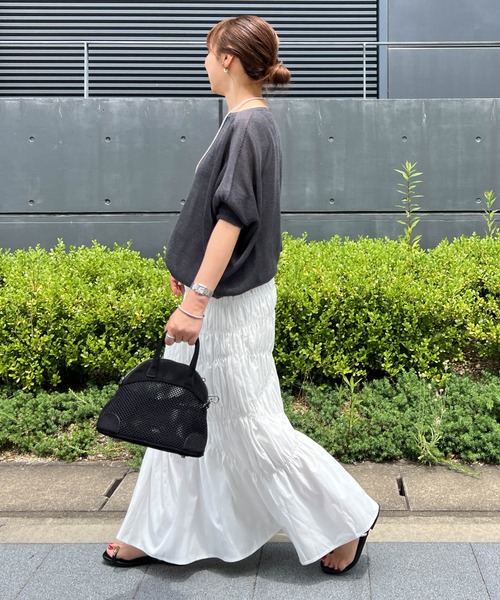 CURA CLOSET（キュラ クローゼット）の「【@loverara.loverara コラボ】シャーリングフレアロングスカート（スカート・レディース・ブラック/ホワイト/ベージュ・フリー）」の16枚目の写真