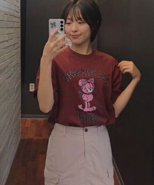 BERNI（ベルニ）の「[ベルニ x ロア] ウィズロゴ半袖Tシャツ (ネイビー)（Tシャツ/カットソー・レディース・その他・SMALL/MEDIUM/LARGE/X-LARGE/2XL）」の6枚目の写真
