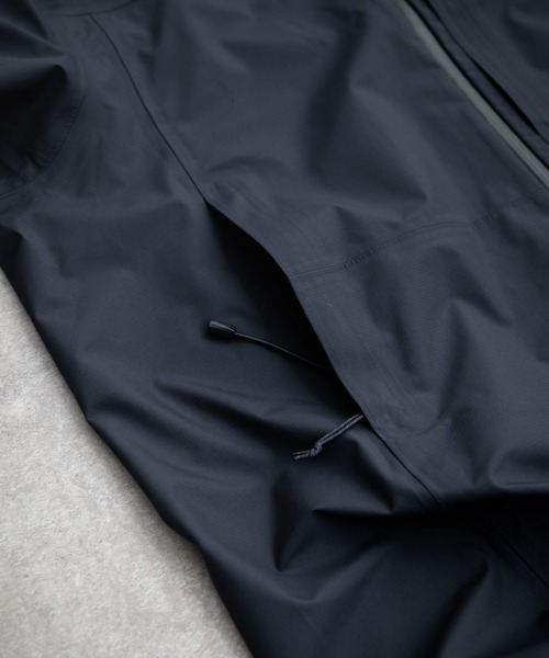 patagonia(パタゴニア)の「Patagonia パタゴニア M'S BOULDER FORK RAIN JKT ボルダーフォークレインジャケット/ツバ付きマウンテンパーカー(マウンテンパーカー・メンズ・ダークネイビー/ブラック・XXL/XL/L/M/S)」の4枚目の写真