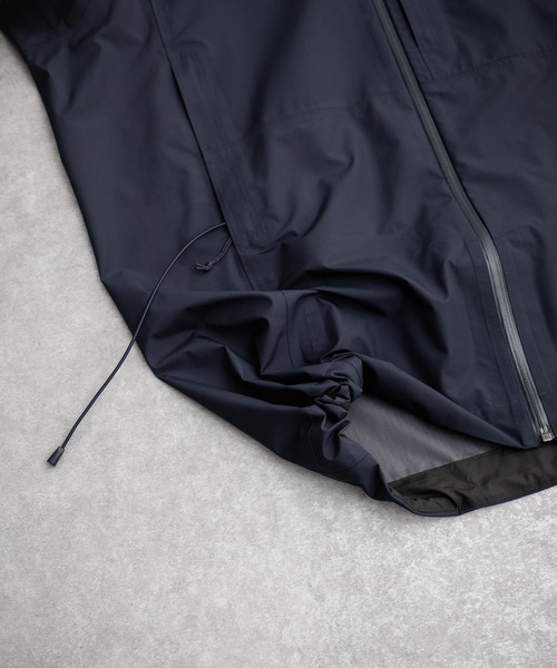 patagonia(パタゴニア)の「Patagonia パタゴニア M'S BOULDER FORK RAIN JKT ボルダーフォークレインジャケット/ツバ付きマウンテンパーカー(マウンテンパーカー・メンズ・ダークネイビー/ブラック・XXL/XL/L/M/S)」の5枚目の写真