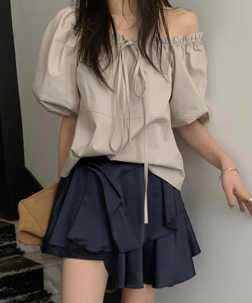 Girly Doll(ガーリードール)の「ギャザーネックボリュームスリーブブラウス(シャツ/ブラウス・レディース・オフホワイト/ベージュ・FREE)」の15枚目の写真
