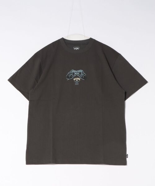 BILLABONG(ビラボン)の「BILLABONG メンズ DESTINATION TOKYO Tシャツ 【2026年秋冬モデル】/ビラボン半袖Tシャツ(Tシャツ/カットソー・メンズ・ブラック系その他/オフホワイト・X-LARGE/LARGE/MEDIUM)」の2枚目の写真