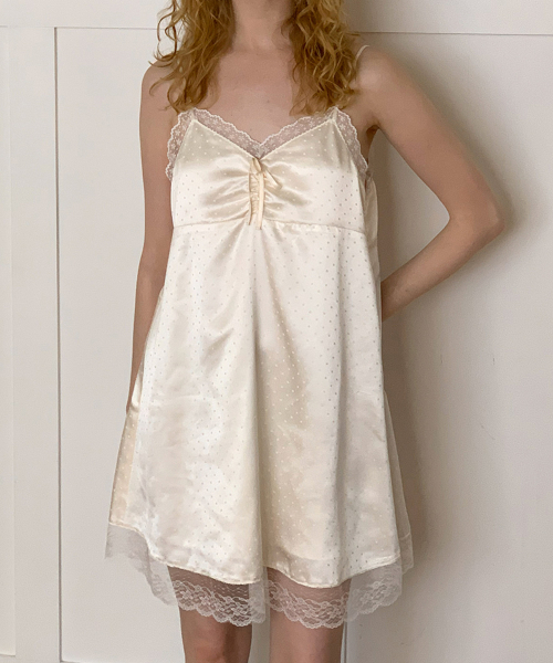 TTUDEMENT(トュードメント)の「SATIN DOT SLEEVELESS DRESS_CREAM(ワンピース・レディース・その他・SMALL/MEDIUM)」の2枚目の写真