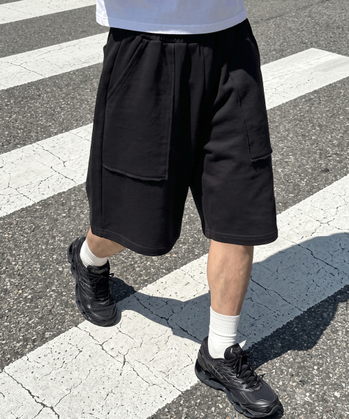 UNDEROFF(アンダーオフ)の「ローカットアウトポケットバミューダパンツブラック(その他パンツ・レディース・ブラック・FREE)」の1枚目の写真