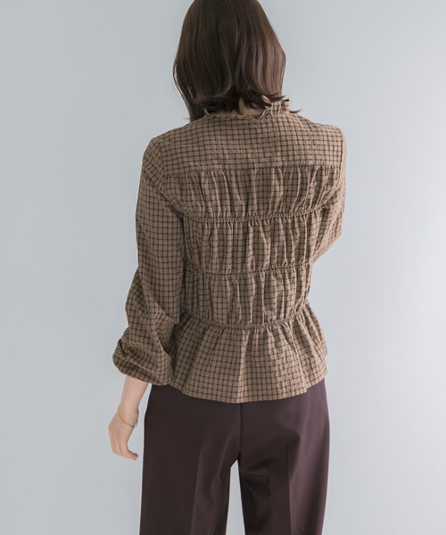 URBAN RESEARCH ROSSO WOMEN(アーバンリサーチ ロッソ)の「チェックシャーリングブラウス(シャツ/ブラウス・レディース・ブラック/ブラウン/オフホワイト・FREE)」の7枚目の写真