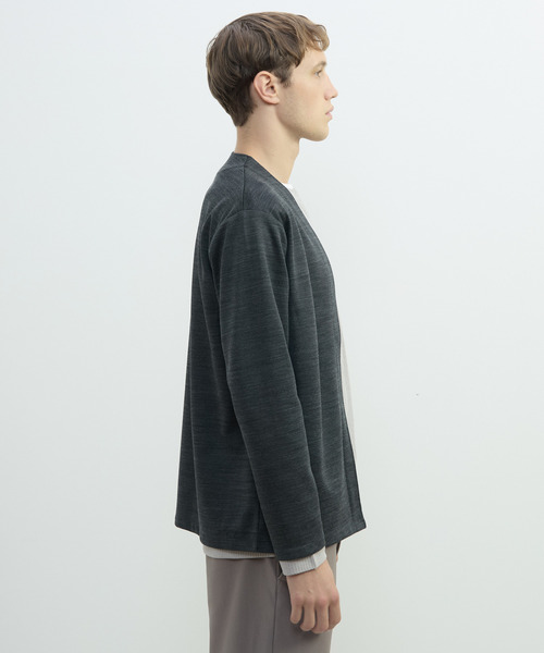 MEN'S MELROSE(メンズメルローズ)の「エアリーシリーズボタンレスカーディガン(カーディガン/ボレロ・メンズ・チャコールグレー/ネイビー/ブラウン・3/4)」の9枚目の写真