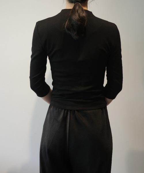 CLANE(クラネ)の「CLANE MOCK NECK MID SLEEVE TOPS(その他トップス・レディース・ホワイト/ブラック・2/1)」の6枚目の写真
