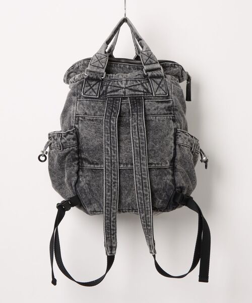 Desigual(デシグアル)の「Denim Wash Multi-way Backpack / デニムウォッシュマルチウェイバックパック(バックパック/リュック・レディース・ブラック・FREE)」の6枚目の写真
