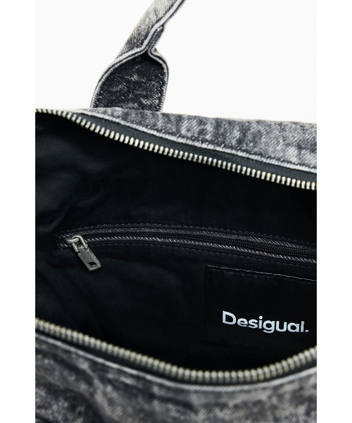 Desigual(デシグアル)の「Denim Wash Multi-way Backpack / デニムウォッシュマルチウェイバックパック(バックパック/リュック・レディース・ブラック・FREE)」の4枚目の写真