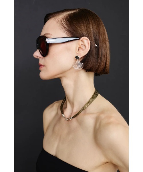 A.en（エイエン ）の「【CHAN LUU】SCALLOP EARRINGS（ピアス（両耳用）・レディース・クリア・ONE SIZE）」の3枚目の写真