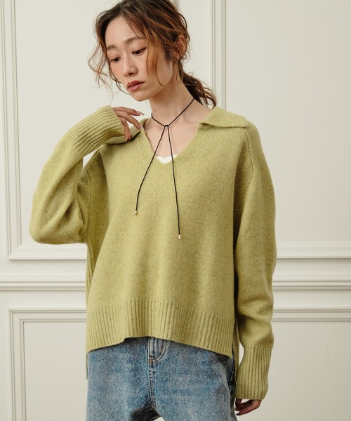 Nunc.(ヌンク)の「ヤクウール衿付きショートニット(ニット/セーター・レディース・チャコールグレー/ベージュ/イエロー・FREE)」の1枚目の写真