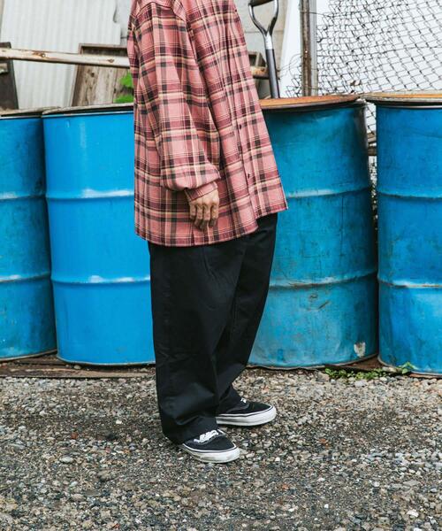 Wide Dad(ワイドダッド)の「Wide Dad DAD EASY WIDE CHINO(その他パンツ・メンズ・ブラック/ネイビー/モカ・1/2)」の5枚目の写真