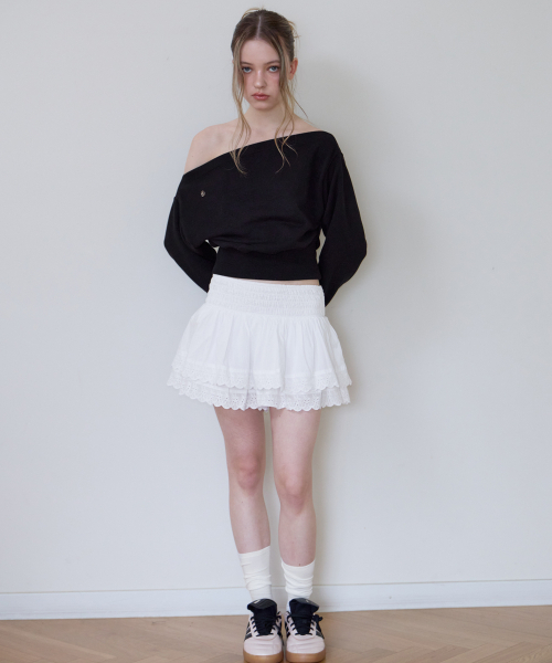 ROSEFRANTZ（ロゼフランツ）の「クロップオフショルダースウェットシャツ [ブラック]（スウェット・レディース・ブラック・OS）」の7枚目の写真