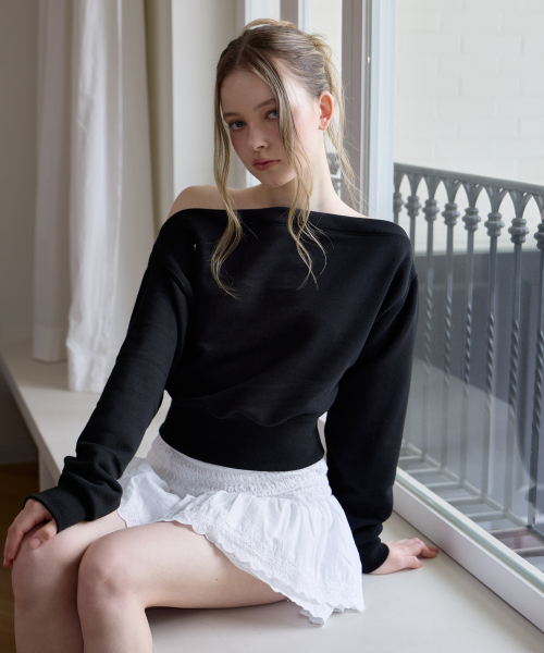 ROSEFRANTZ（ロゼフランツ）の「クロップオフショルダースウェットシャツ [ブラック]（スウェット・レディース・ブラック・OS）」の16枚目の写真
