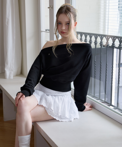 ROSEFRANTZ（ロゼフランツ）の「クロップオフショルダースウェットシャツ [ブラック]（スウェット・レディース・ブラック・OS）」の19枚目の写真
