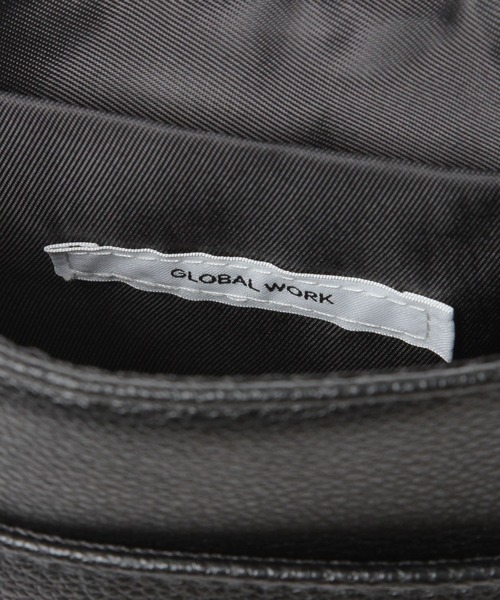 GLOBAL WORK(グローバルワーク)の「軽量アソートスクエアショルダーバッグ/1063385(ショルダーバッグ・メンズ・チャコールグレー/ブラック/ダークブラウン・FREE)」の13枚目の写真