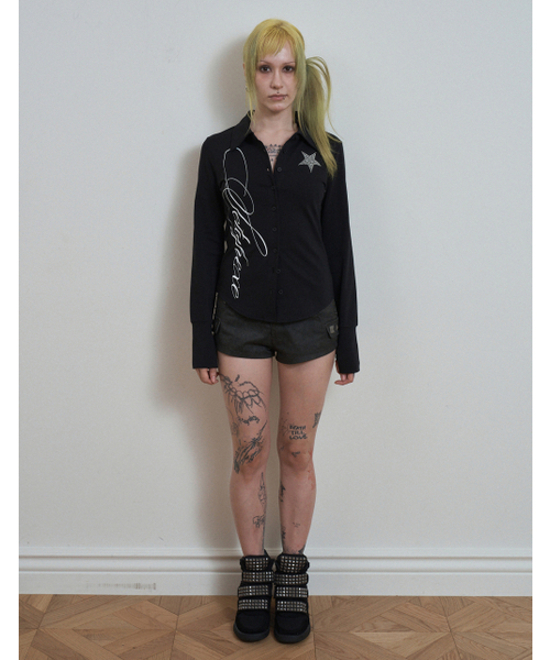 SETUP-EXE(セットアップイーエックスイー)の「LETTERING LOGO SHIRT / BLACK(シャツ/ブラウス・レディース・その他・OS)」の5枚目の写真