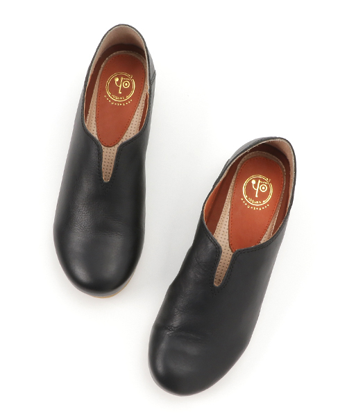 YOSUKE(ヨースケ)の「「YOSUKE/ヨースケ」レザーフラットシューズ(ドレスシューズ・レディース・ホワイト/ダークブラウン/ネイビー/モカ/ブラック・24/23/22.5/23.5/24.5)」の11枚目の写真