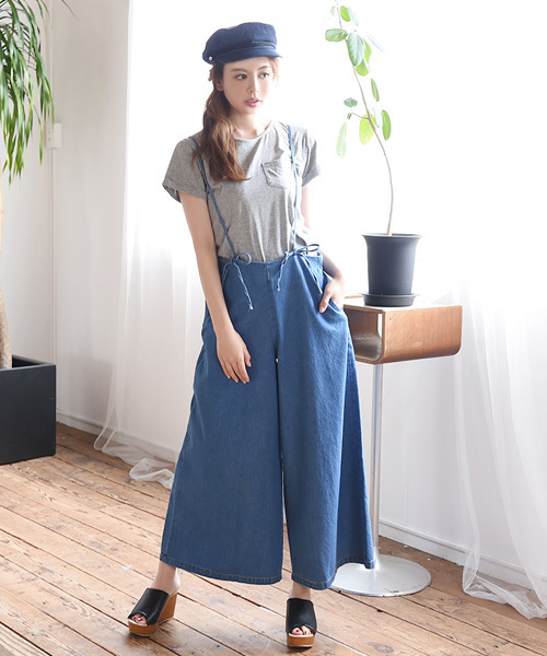Luz Llena（ラズレナ）の「[綿100%]リボンストラップ・デニムサロペット（デニムパンツ・レディース・サックスブルー/ブルー/ネイビー・MEDIUM）」の3枚目の写真