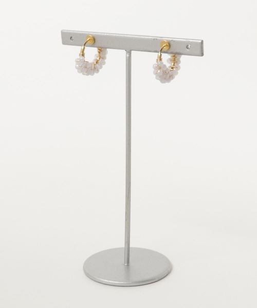 TONE SELECT GOODS（トーンセレクトグッズ）の「【marinaJEWELRY】天然色AAA Blue Chalcedony pave earring（イヤリング・レディース・ブルー・FREE）」の2枚目の写真