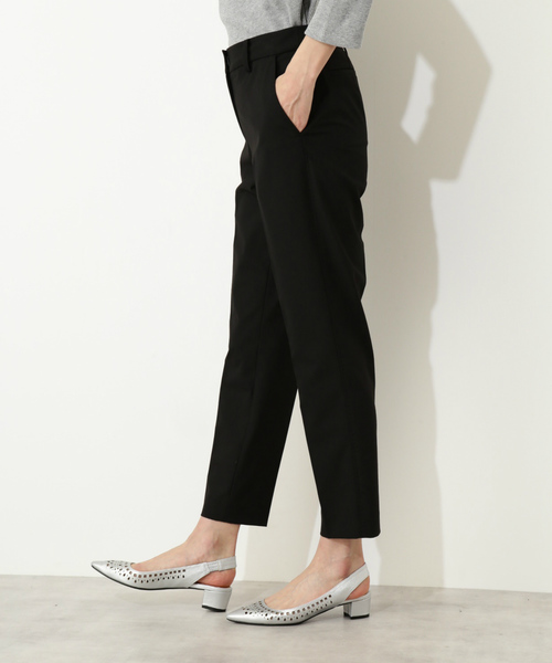 NATURAL BEAUTY BASIC（ナチュラルビューティーベーシック）の「〈ウォッシャブル・防シワ〉イージーケアテーパードパンツ（その他パンツ・レディース・ブラック/グレー系その他/ダークネイビー・LARGE/MEDIUM/SMALL/X-SMALL）」の18枚目の写真
