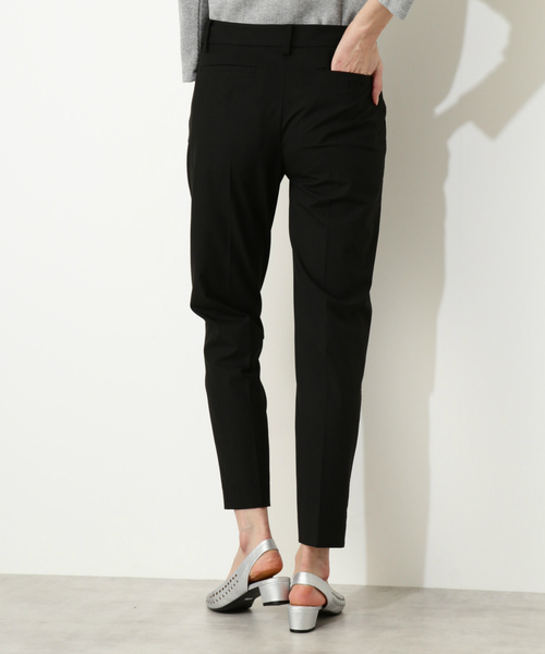 NATURAL BEAUTY BASIC（ナチュラルビューティーベーシック）の「〈ウォッシャブル・防シワ〉イージーケアテーパードパンツ（その他パンツ・レディース・ブラック/グレー系その他/ダークネイビー・LARGE/MEDIUM/SMALL/X-SMALL）」の17枚目の写真
