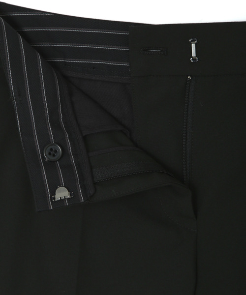 NATURAL BEAUTY BASIC（ナチュラルビューティーベーシック）の「〈ウォッシャブル・防シワ〉イージーケアテーパードパンツ（その他パンツ・レディース・ブラック/グレー系その他/ダークネイビー・LARGE/MEDIUM/SMALL/X-SMALL）」の13枚目の写真