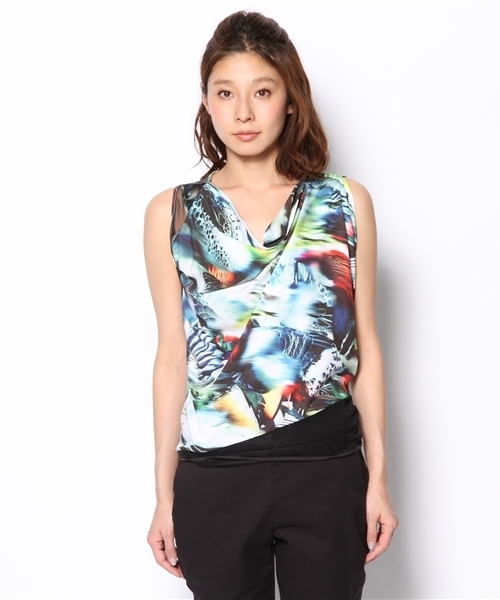 PUMA（プーマ）の「バード カモトップ (WOMEN) - PUMA by hussein chalayan（Tシャツ/カットソー・レディース・マルチ・SMALL/X-SMALL/XX-SMALL/MEDIUM）」の2枚目の写真