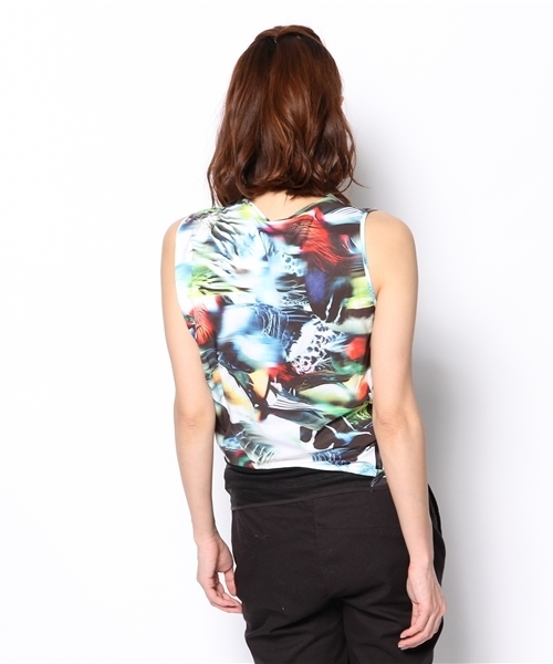 PUMA（プーマ）の「バード カモトップ (WOMEN) - PUMA by hussein chalayan（Tシャツ/カットソー・レディース・マルチ・SMALL/X-SMALL/XX-SMALL/MEDIUM）」の4枚目の写真