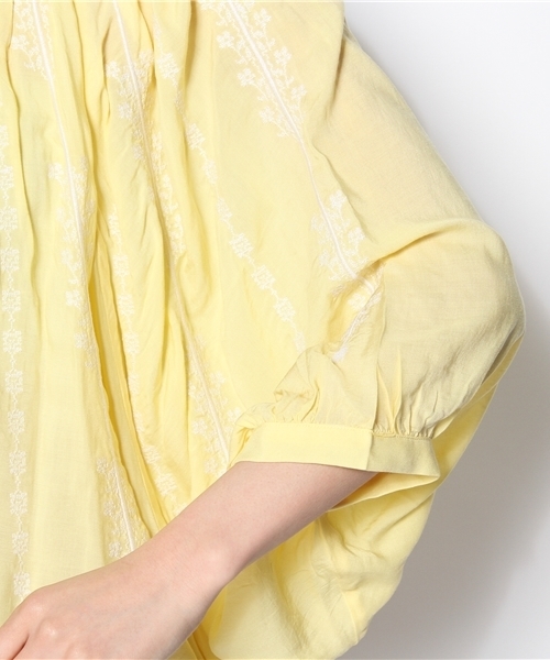 BEAMS LIGHTS Women's（ビームスライツ ウィメンズ）の「BEAMS LIGHTS / NEW刺繍ドルマン ブラウス（シャツ/ブラウス・レディース・ホワイト/イエロー・ONE SIZE）」の7枚目の写真