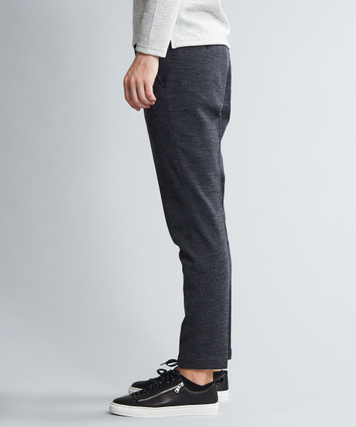 5351 POUR LES HOMMES(ゴーサンゴーイチプールオム)の「サーフニットスリムテーパードパンツ(その他パンツ・メンズ・ブラック/ネイビー・44/46/48)」の4枚目の写真