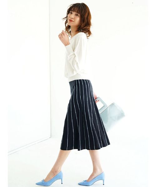 YECCA VECCA（イェッカヴェッカ）の「ストライプフレアニットスカ－ト（スカート・レディース・ネイビー/オフホワイト・FREE）」の6枚目の写真