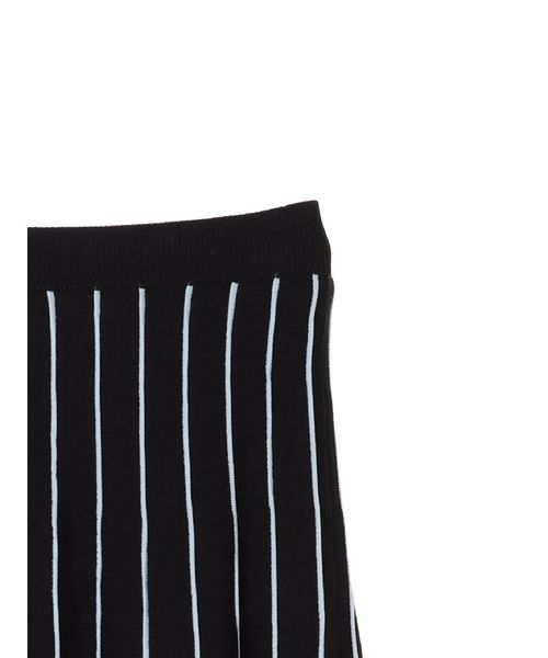 YECCA VECCA（イェッカヴェッカ）の「ストライプフレアニットスカ－ト（スカート・レディース・ネイビー/オフホワイト・FREE）」の9枚目の写真