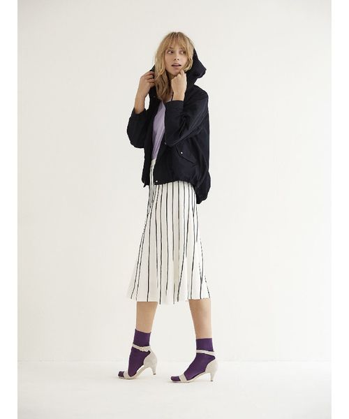 YECCA VECCA（イェッカヴェッカ）の「ストライプフレアニットスカ－ト（スカート・レディース・ネイビー/オフホワイト・FREE）」の14枚目の写真