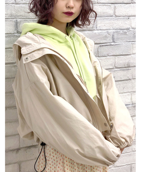 WEGO（ウィゴー）の「WEGO/マウンテンパーカー（マウンテンパーカー・レディース・ブラック/ベージュ/オフホワイト/ブルー/ベージュ系その他/イエロー・FREE）」の2枚目の写真