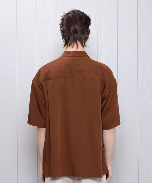 H　BEAUTY&YOUTH UNITED ARROWS（エイチビューティーアンドユースユナイテッドアローズ）の「＜H＞RING SNAP BOX SHORT SLEEVE SHIRT/シャツ ◆（シャツ/ブラウス・メンズ・ブラック/ネイビー/ブラウン・LARGE/SMALL/MEDIUM）」の6枚目の写真