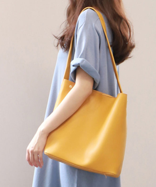shopnikoniko(ショップニコニコ)の「ワンショルダーバッグ(ショルダーバッグ・レディース・ブラック/サックスブルー/イエロー/ホワイト・フリー)」の4枚目の写真