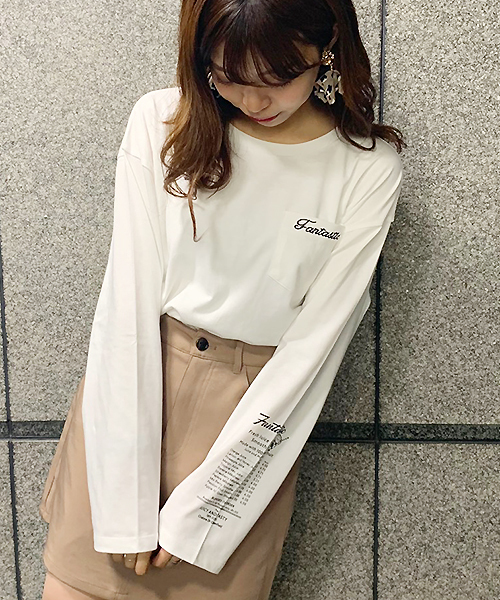 apres jour（アプレジュール）の「アソートポケット付きロングＴシャツ【ZOZOTOWN限定アイテム】（Tシャツ/カットソー・レディース・チャコールグレー/オフホワイト/その他/ブラック系その他・フリー）」の5枚目の写真