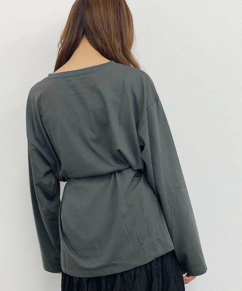 apres jour（アプレジュール）の「アソートポケット付きロングＴシャツ【ZOZOTOWN限定アイテム】（Tシャツ/カットソー・レディース・チャコールグレー/オフホワイト/その他/ブラック系その他・フリー）」の12枚目の写真