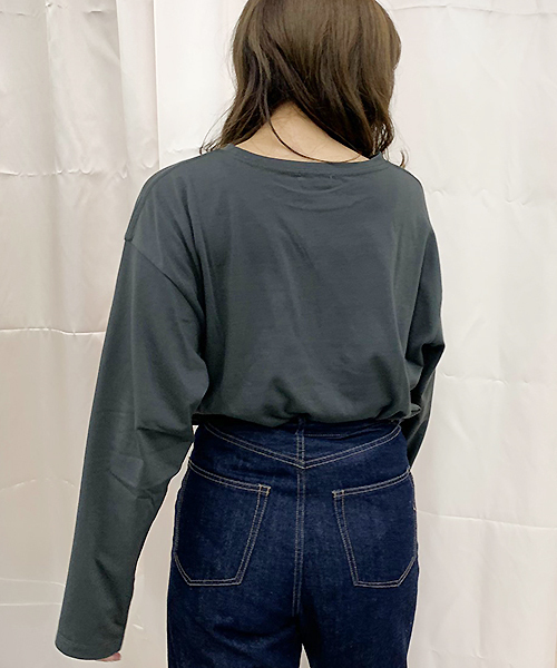 apres jour（アプレジュール）の「アソートポケット付きロングＴシャツ【ZOZOTOWN限定アイテム】（Tシャツ/カットソー・レディース・チャコールグレー/オフホワイト/その他/ブラック系その他・フリー）」の18枚目の写真