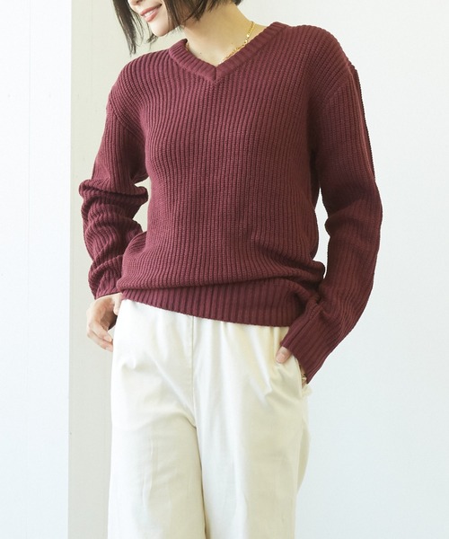 VIBGYOR(ヴィブジョー)の「VIBGYOR Select/畦編みVネックニット(BL)(ニット/セーター・レディース・ブラック/ネイビー/カーキ/アイボリー/ホワイト系その他/ブラック系その他/ブラック系その他2/杢グレー/ベージュ系その他/パープル系その他/ワイン/ブラウン系その他/ベージュ/ブラウン・MEDIUM/LARGE)」の14枚目の写真