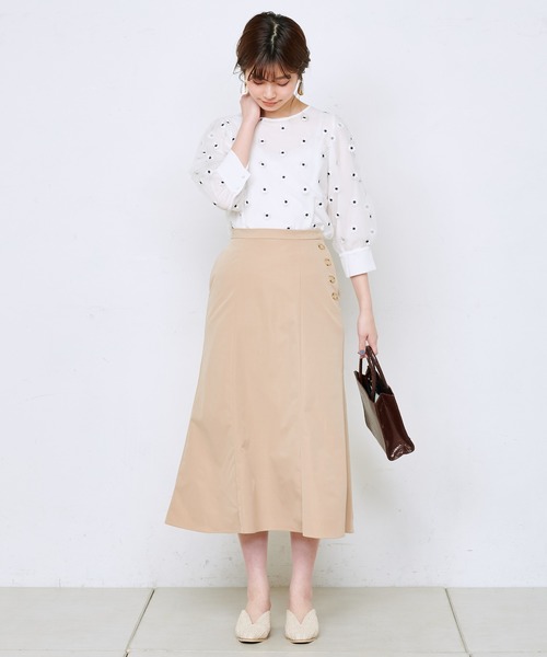 natural couture（ナチュラルクチュール）の「マーガレット刺繍7分袖シアーブラウス（シャツ/ブラウス・レディース・ホワイト/ブラック/ベージュ・FREE）」の4枚目の写真