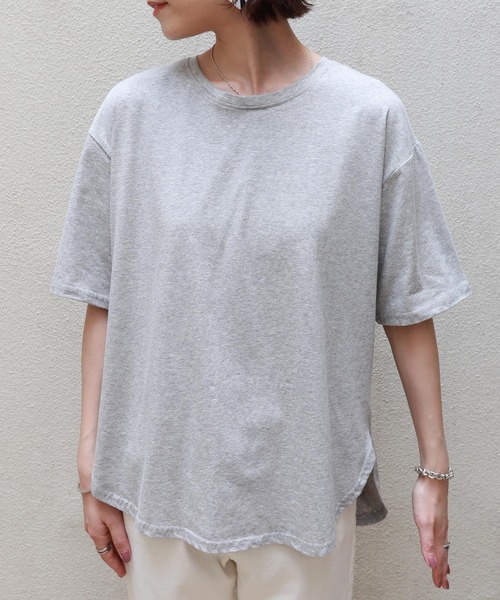 andme(アンドミー)の「コットン半袖裾ラウンドTシャツ(Tシャツ/カットソー・レディース・ブラック/グレー/オフホワイト・M)」の14枚目の写真