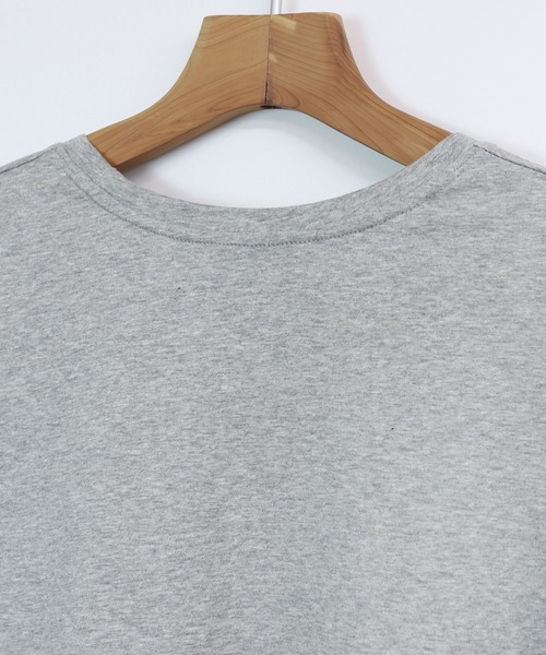 andme(アンドミー)の「コットン半袖裾ラウンドTシャツ(Tシャツ/カットソー・レディース・ブラック/グレー/オフホワイト・M)」の18枚目の写真
