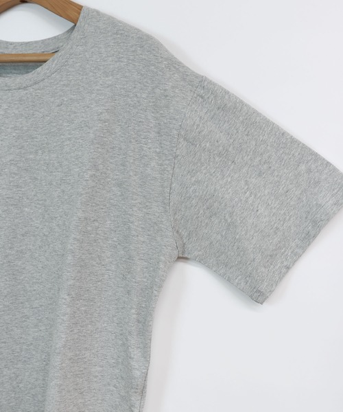 andme(アンドミー)の「コットン半袖裾ラウンドTシャツ(Tシャツ/カットソー・レディース・ブラック/グレー/オフホワイト・M)」の19枚目の写真