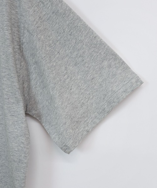 andme(アンドミー)の「コットン半袖裾ラウンドTシャツ(Tシャツ/カットソー・レディース・ブラック/グレー/オフホワイト・M)」の21枚目の写真