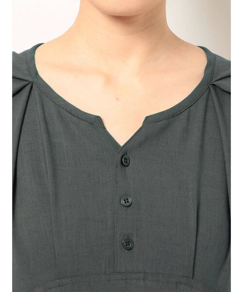 EMODA（エモダ）の「シェイプラインロングドレス（ワンピース・レディース・ブラック/ブラウン/ブルー・FREE）」の16枚目の写真