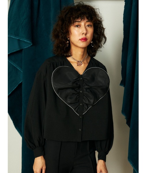PAMEO POSE ハート　ブラウス　美品　新品同様　おしゃれ　可愛い PAMEO POSE ハート ブラウス 美品 新品同様 おしゃれ 可愛い
